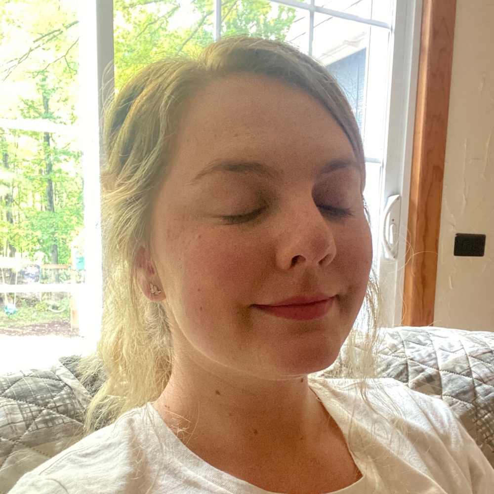 Meet your Posher, Megan